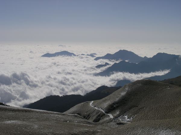 奇萊南峰望雲海